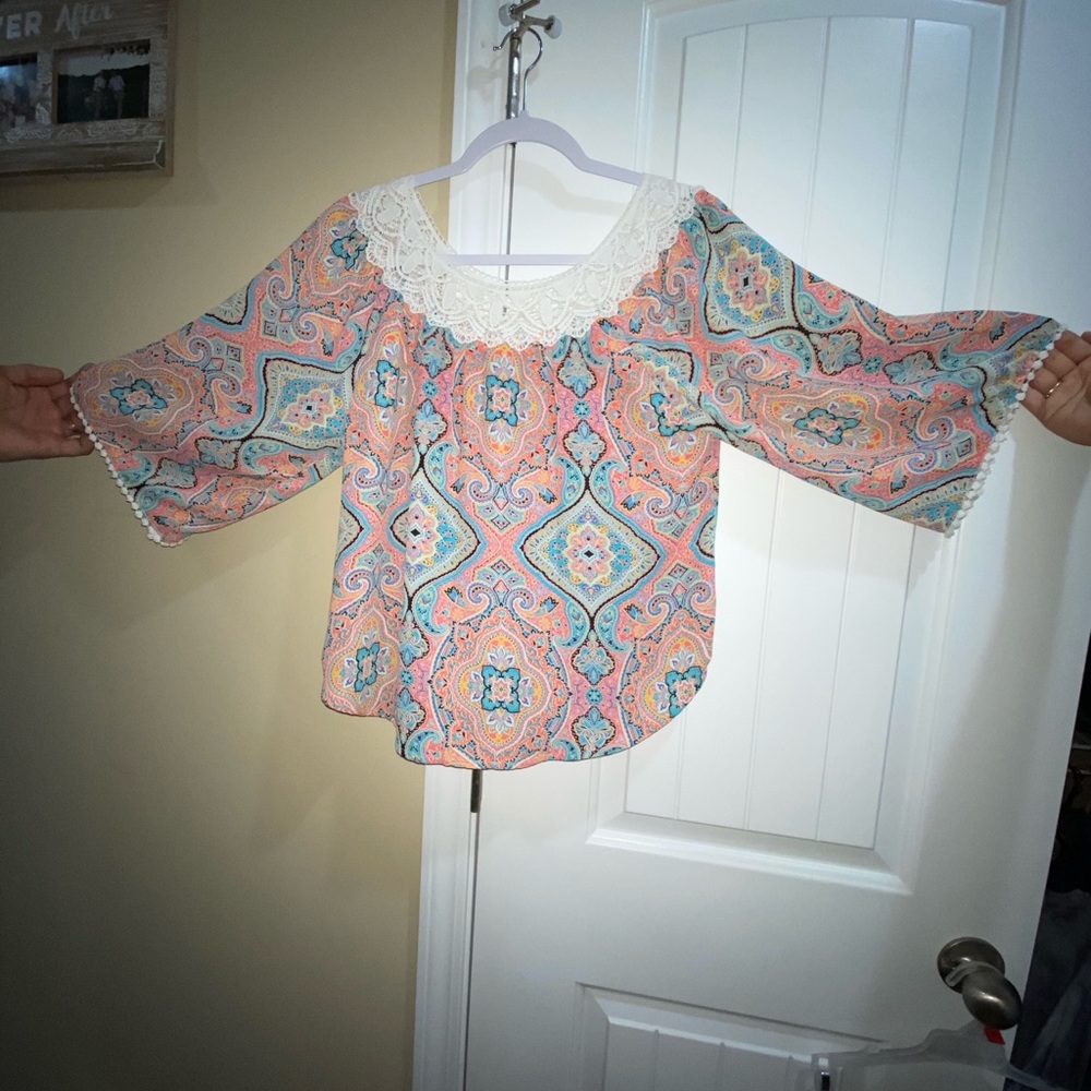 Women’s Spring Blouse
